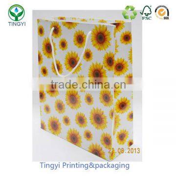 paper bag for gift cloth garments t-shirts jeans