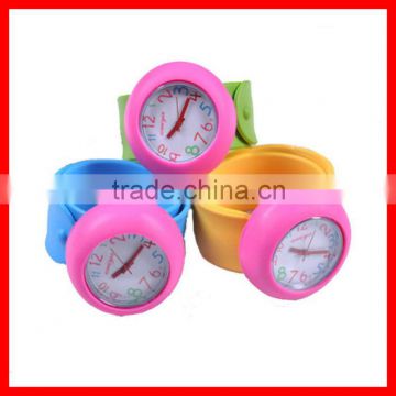 Cute round shape silicone kids slap watch