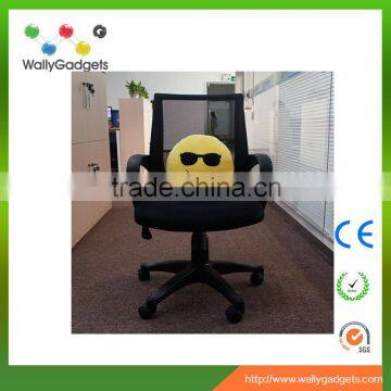 wholesale plush custom whatsapp/qq emoji pillow yellow