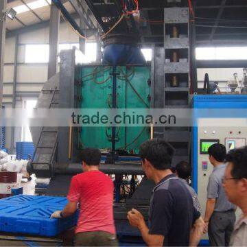 2000liter 3 layer blow molding machine