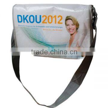 Customized low price non-woven postman bag