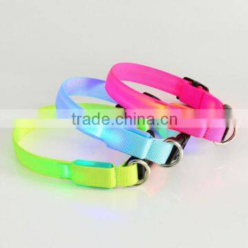 2015 Personalized LED Lighted Up Colorful Webbing Dog Collar for Puppy