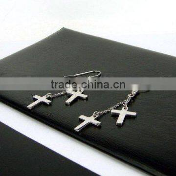 The generous stainless steel earring with cross pendant