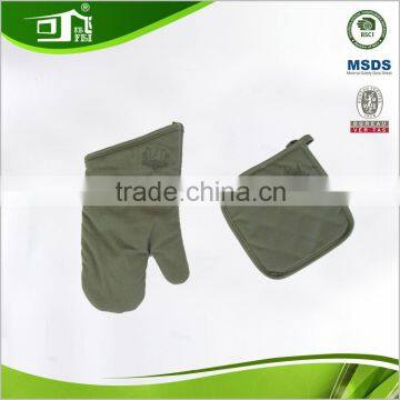 Glove and Apron Set photo-2