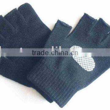 100%acrylic knitted fingerless glove