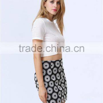 Latest Ladies Elegant Fashion Beautiful Daisy Crochet Lace Mini Skirt photo-5