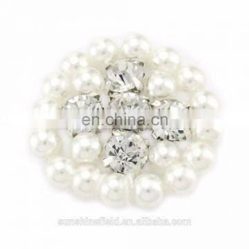 New Fashionable Handsewn Alloy Rhinestone Button with pearl for Accessories with silver plating