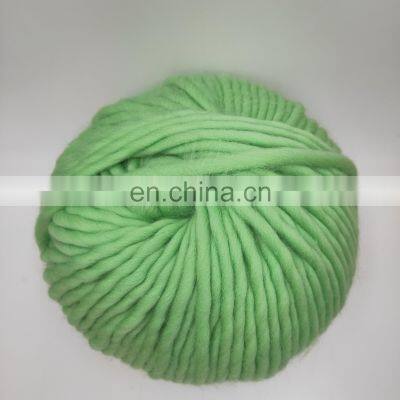 Factory Wholesale Cheap Crochet Wool Knitting Yarn Roving Yarn for Rugs 100% Merino Wool photo-5