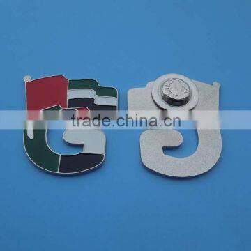 Alphabt G shape magnet lapel pin UAE flag badge