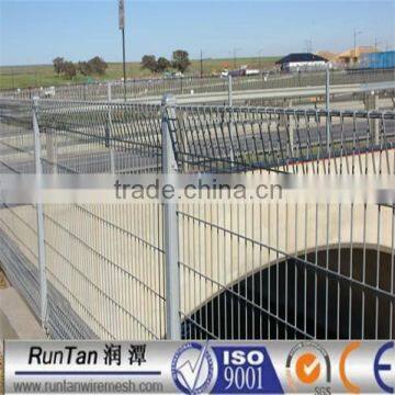 ISO9001 anping factory hot dipped galvanized roll top fence (Since 1989)