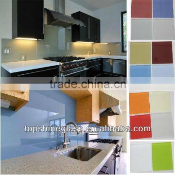 Glass backsplash