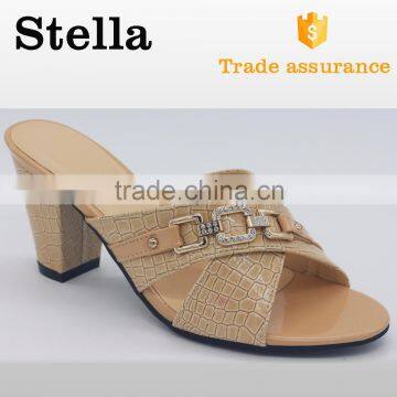 china new fashion women all types of premium comfort slipper