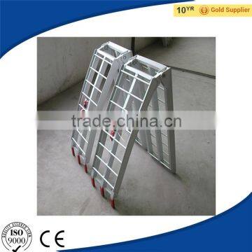 Light Ached Folding Aluminum Ramps with 750LBS Capacity