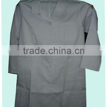 white lab coat with long sleeve