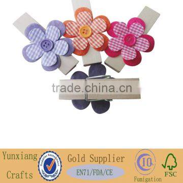 Decoration wooden peg with cotton flower