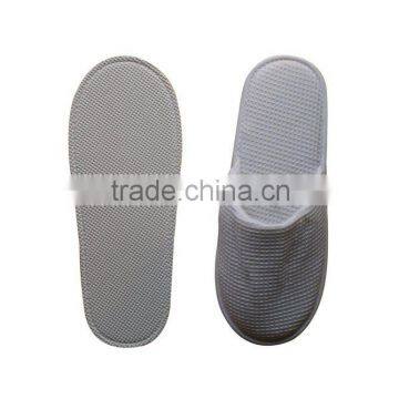 luxury waflle closed toe hotel slipper