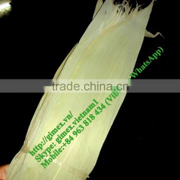 Dried bamboo leaves