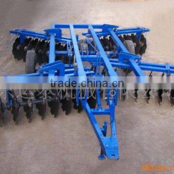 1BZD-9.5 HEAVY DUTY DISC HARROW MATCHED WITH 500 HP TRACTOR