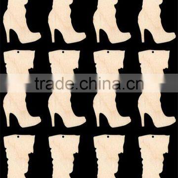 Hot Sell Designer Boot Shapes 4 Inches Tall With HOLE Natural Craft Wood Cutout Made in China