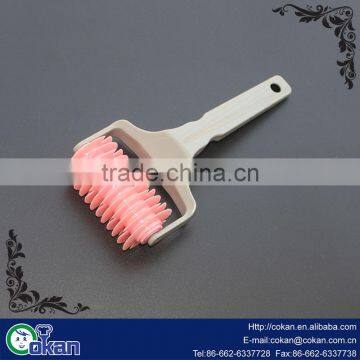 Plastic Cake Cutter Lattice Pastry Dough Pie Crust Cutter Knife Roller/Pastry Lattice Roller Cutter of Cake Tools. photo-3