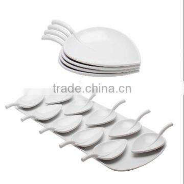 custom Fulla Leaf-Shaped Dessert Serving Set - White