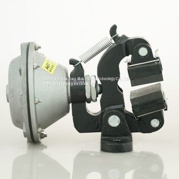 Straight air caliper disc brake for packing machine