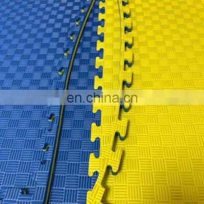 100x100x2.5cm Blue yellow wholesale commercial used rubber tatami judo puzzle gym mat