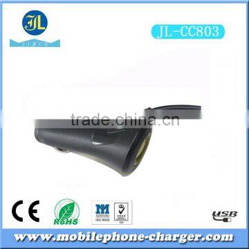 Fast Charging Mobile Phone Car Charger With Retractable Cable 1.5m photo-4