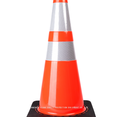 70cm 28′′ American Standard PVC Plastic Traffic Cone with Black Rubber Base