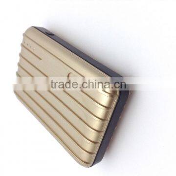 Hot Sale High Quality Gold Smart Power Bank photo-4