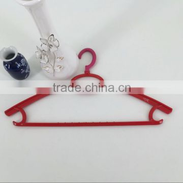 Xu Feng cheap colorful plastic hanger supermarket home use factory 1076