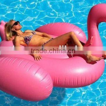 2016 hot sale PVC water play equipment custom water floating inflatable flamingo