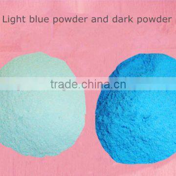 Blue detergent powder