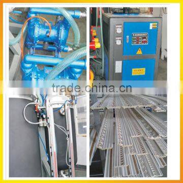 Low Pressure PU Polyurethane Foam Machine for Decoration Cornice photo-2