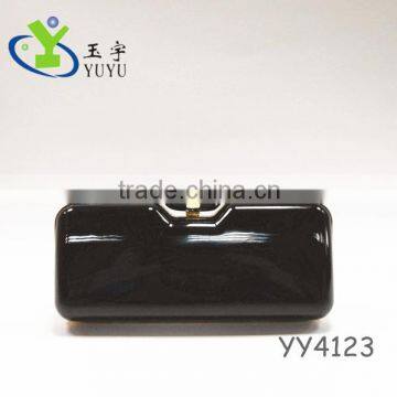 Guangdong facory clear perspex clutch case