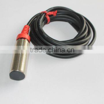 F&C M18 F3C-18ES05 Series, 12~24v DC Switching Transducer, Short Housing Type, Flush Position Transducer photo-2