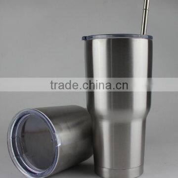 30 oz Stainless Steel Double Wall Vacuum Cup/Thermos Bottle With Straw