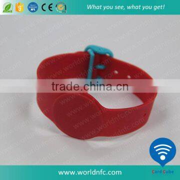 Hot-selling Waterproof Silicone RFID Wristband RFID Bracelet for Door photo-2