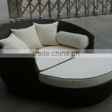 Newest Design Outdoor Big Sun Bed Rattan Day Bed photo-2