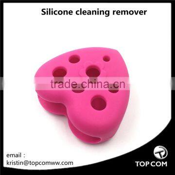 silicone cleaning foundation from the makeup brush