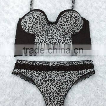 Mature Women Underwear Body Suit Corset Leopard Prints G-string Set OEM