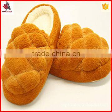 2016 Most Popular Bread Hambourger Shape Plush Indoor Slipper photo-4