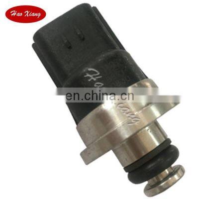 Top Quality Fuel Pressure Sensor MR560127