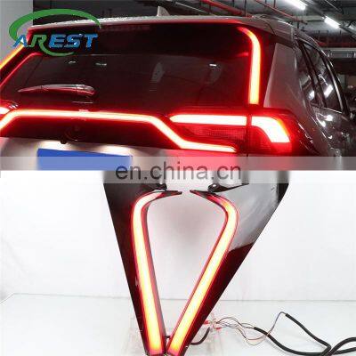 1 Pair Car LED Reflector Rear Pillar Light Rear Running Light Bumper Brake Light Dynamic Turn Signal For Toyota RAV4 2019 2020