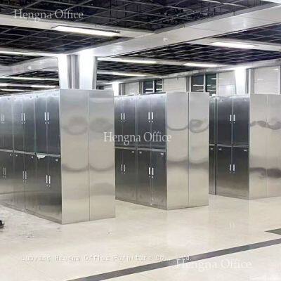 Medical Grade Cleanroom Garment Locker: Brushed Finish SS304 With Ventilation System for Healthcare & Pharma