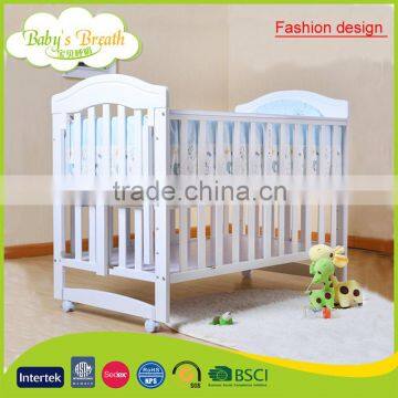 WBC-34A fashion design solid poplar wood handmade baby cribs custom