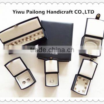 Exquisite Leather Jewelry Box With Metal Button photo-2