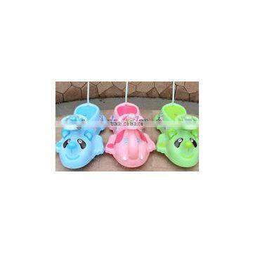 2014 high quality new design novel children liked movable plastic toy car mould