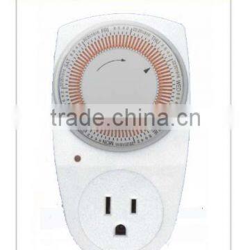 American plug-in mechanical time socket