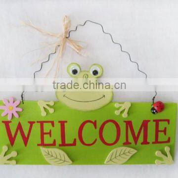 Easter Wooden frog with word "welcome" hanging ornaments for home decoration on door